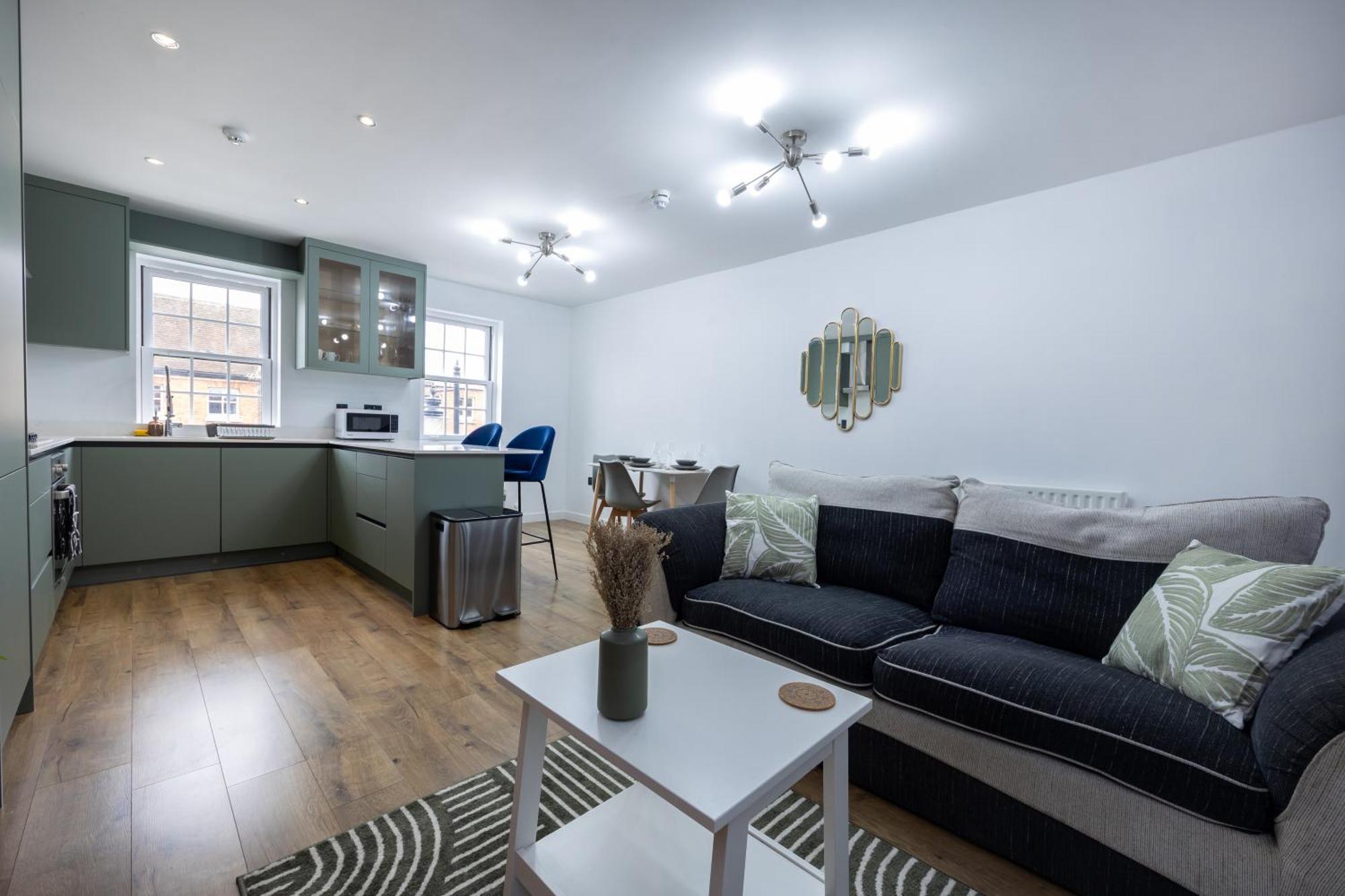 レディングStunning 3Br, Free Parking, Near Town Center, Long Term Discounアパートメント エクステリア 写真